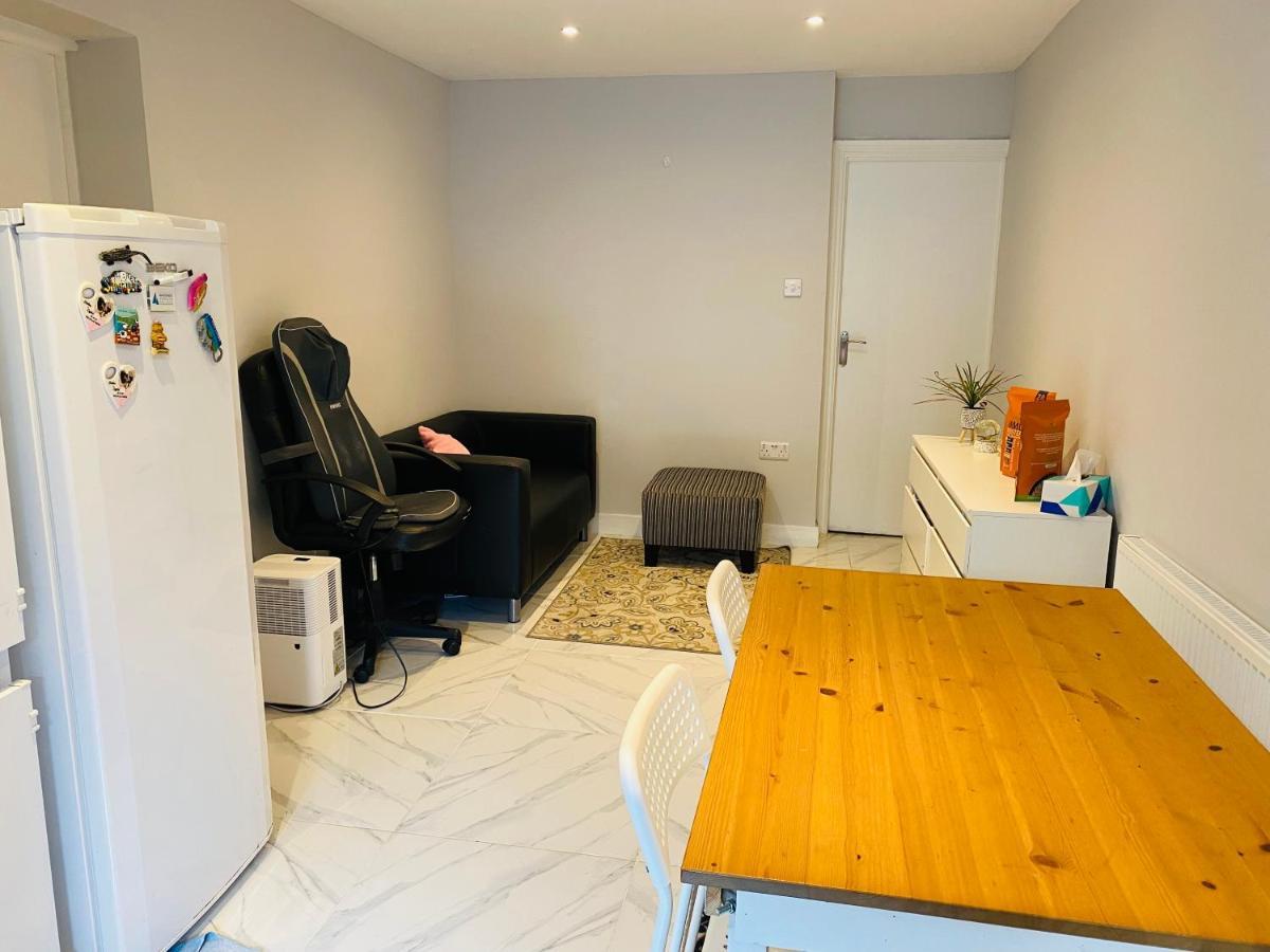 1 Studio Room Near Central London Bagian luar foto