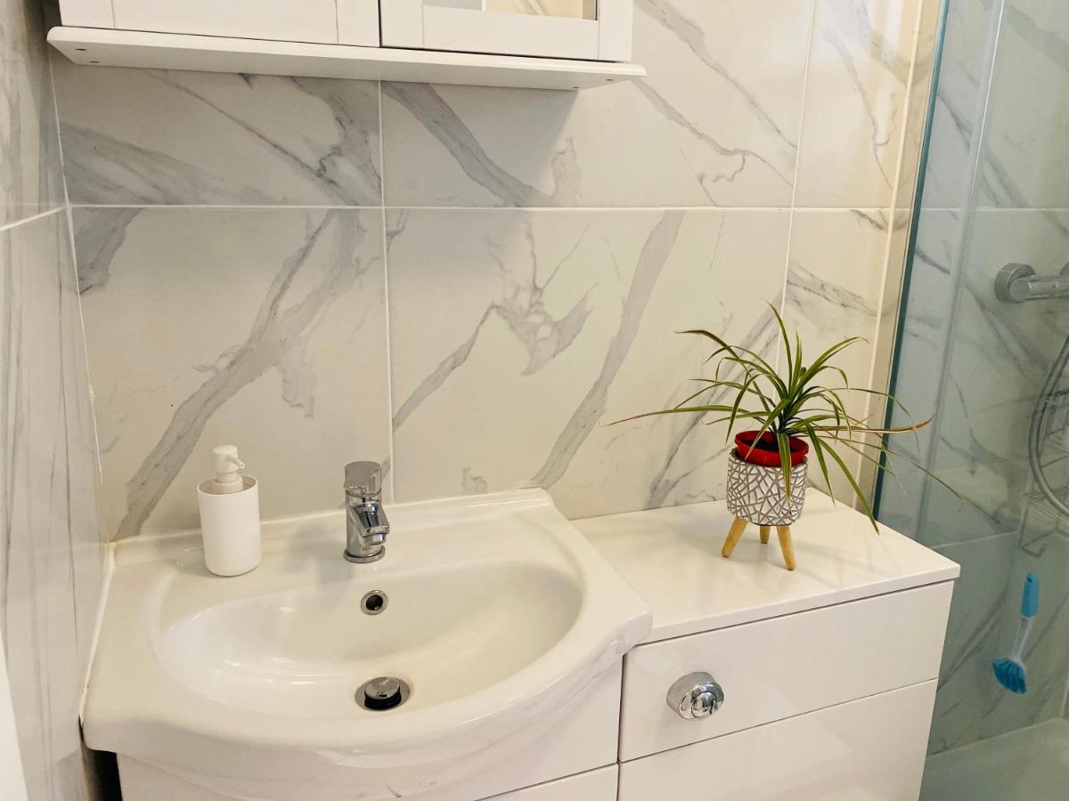 1 Studio Room Near Central London Bagian luar foto